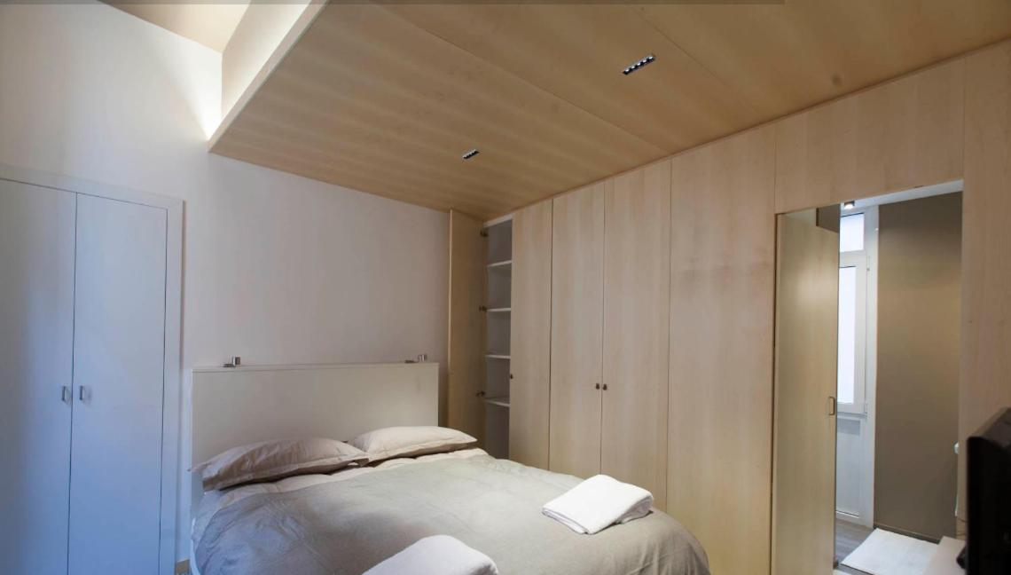 Casa Vacanze Al Corso Apartment Rome Bagian luar foto